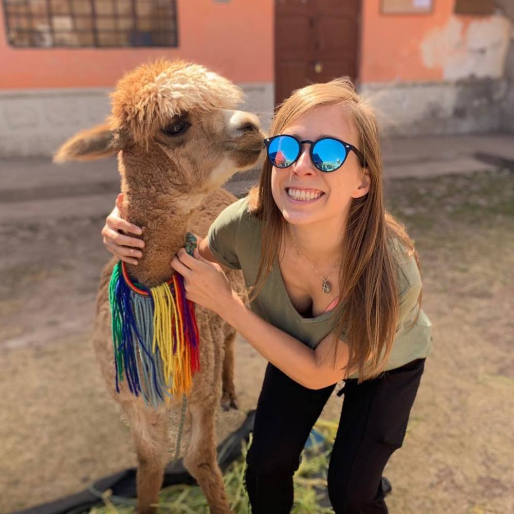 Meet your Posher, Alex